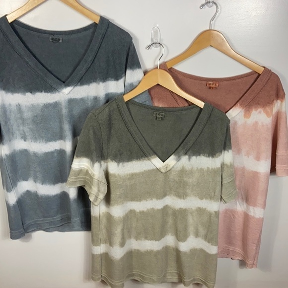 V neck tie dye POL top - Picture 4 of 5